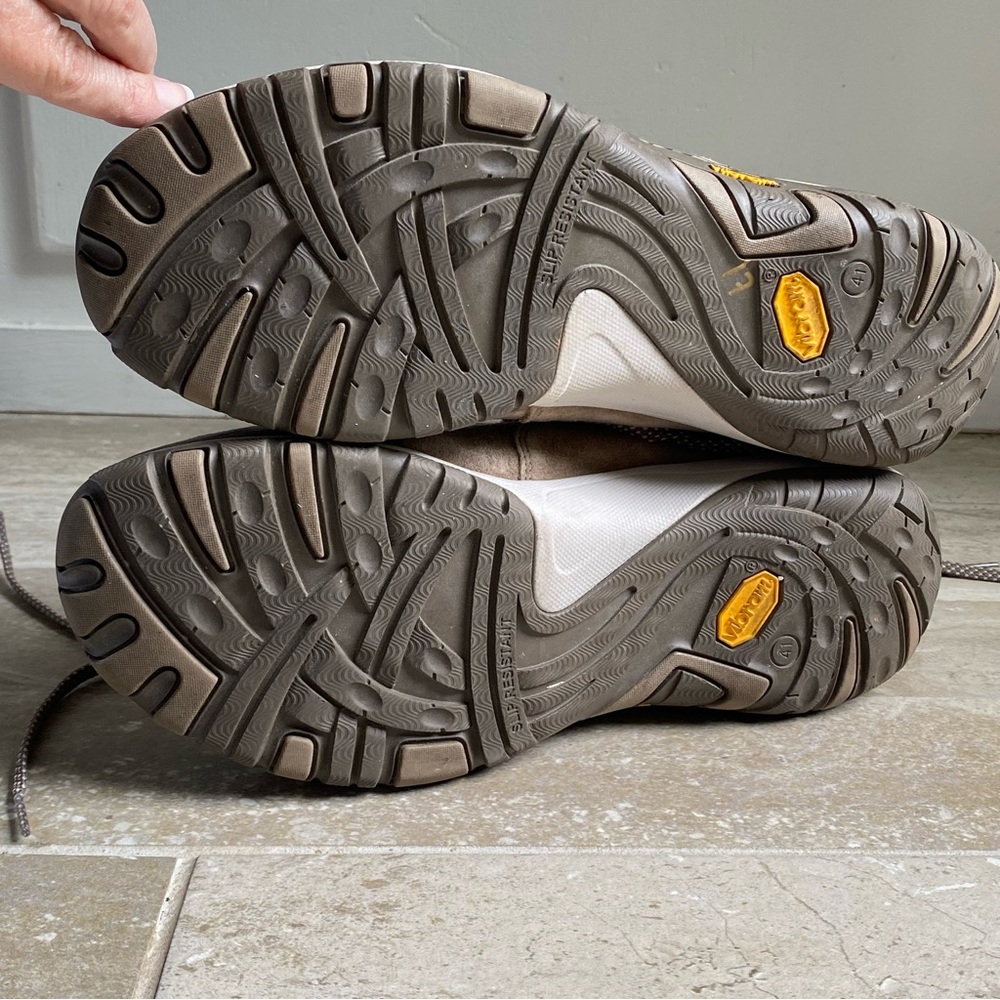 Dansko Paisley Walnut Waterproof Sneaker Vibram Sole Hiking Walking 41 - 10 US - Picture 7 of 9